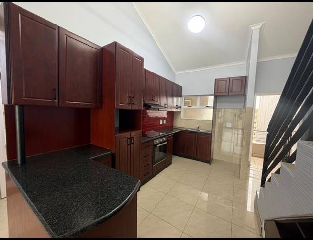 3 BEDROOM APARTMENT FOR SALE IN NEW TOWN CENTRE